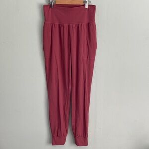 Athleta Women's Salutation Jogger In Powervita Size Small Tall Dust Rose Color